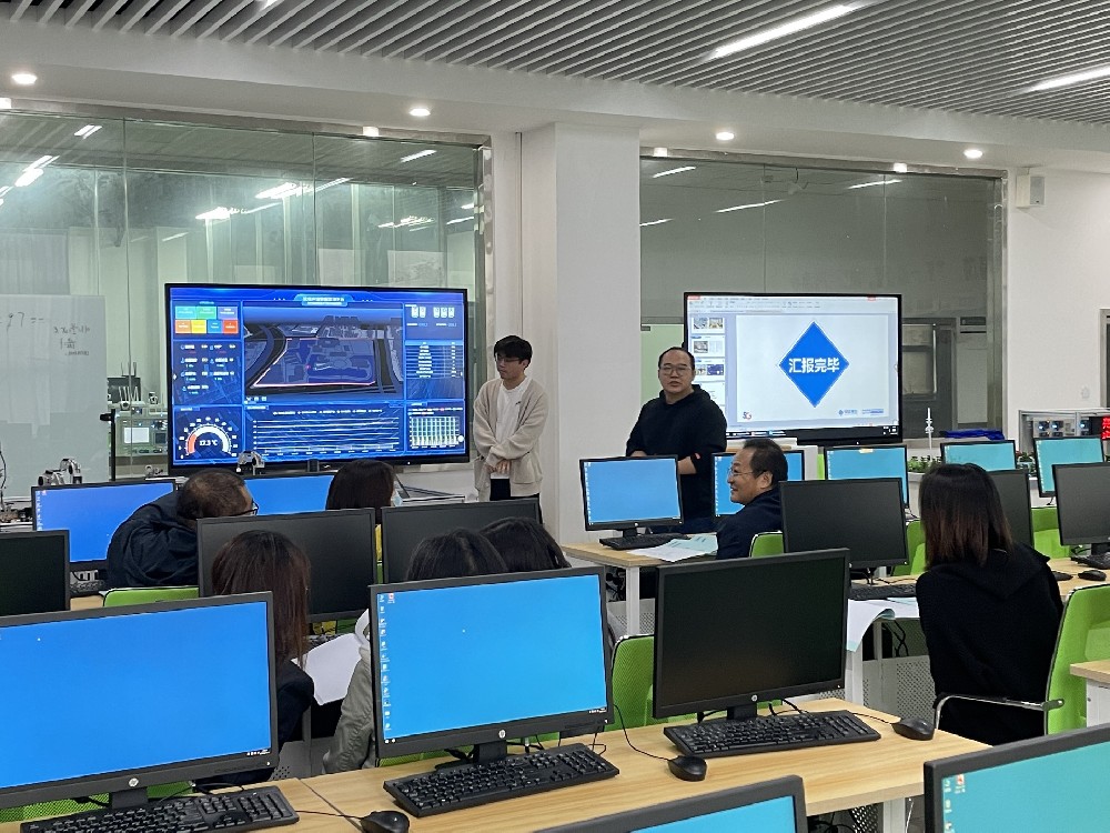 Building the Smart Training Room of Suzhou Information Vocational and Technical College